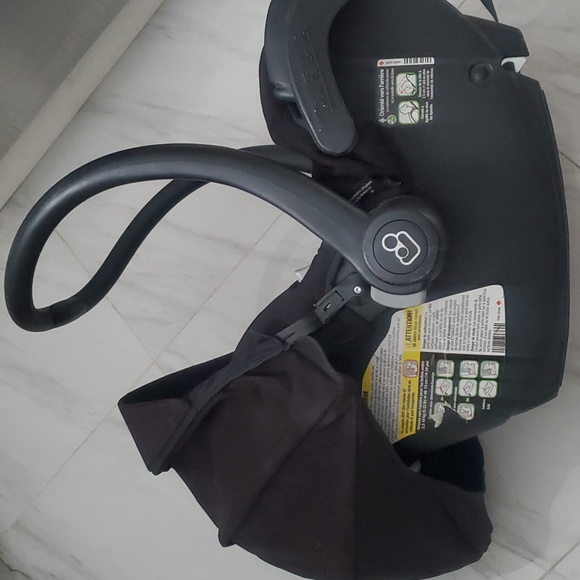 Maxi Cosi Car Seat - Picture 5 of 5